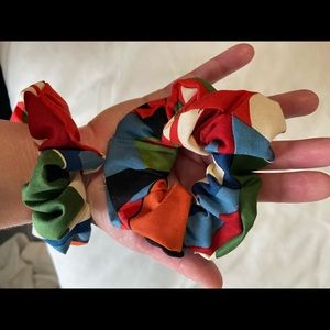 Hair scrunchie elastic